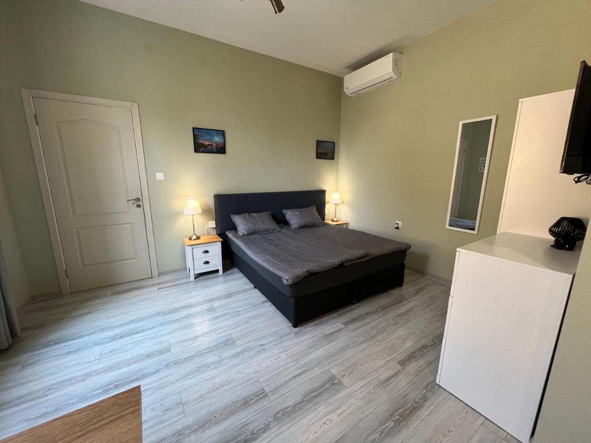 Prista Guest Rooms 鲁塞 外观 照片